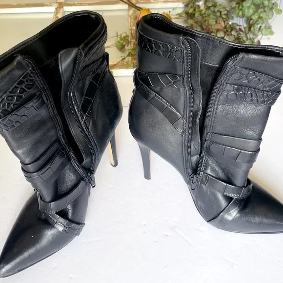 Guess Black Leather Heeled Booties - Picture 5 of 7